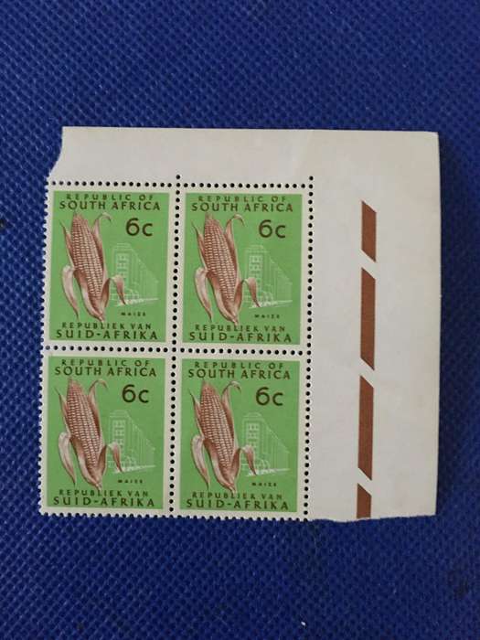 SOUTH AFRICA 6c  MAIZE STAMP MINT BLOCK