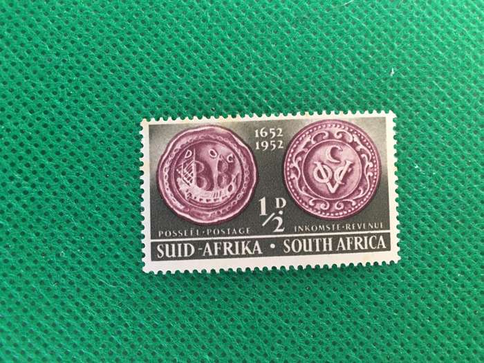 SOUTH AFRICA MINT  VAN RIEBEECK STAMP