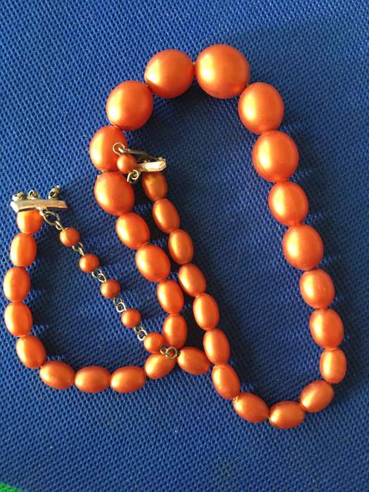 VINTAGE NECKLACE