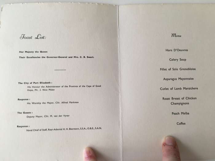 VINTAGE MENU BANQUET  - THE GOVERNOR GENERAL AND FPRMER PRESIDENT SWART AND RECEIPT  1960