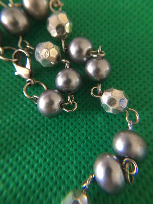 VINTAGE BEADED NECKLACE
