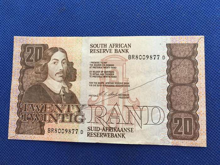 SOUTH AFRICA TWENTY RAND BANK NOTE - SERIAL NUMBER BR 8009877