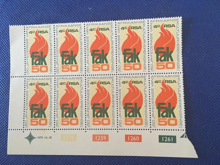 SOUTH AFRICA BLOCK OF MINT F.A.K 4c STAMPS