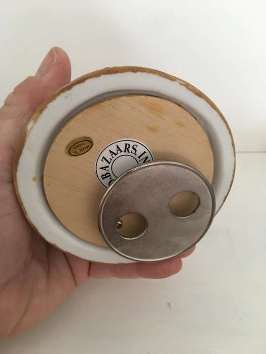 LOVELY WORLD BAZAAR HAND PAINTED MUSIC BOX EAGLE