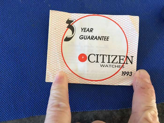 CITIZEN WATCH LADIES IN BOX - (NOT WORKING) NEEDS REPAIRS OR GOOD FOR PARTS