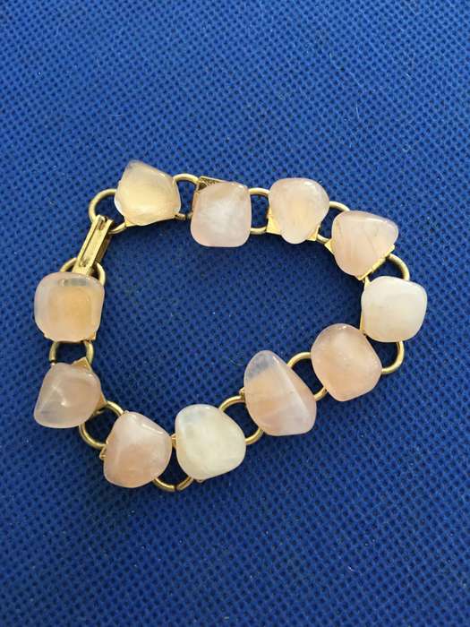 LOVELY ROSE QUARTZ BRACELET