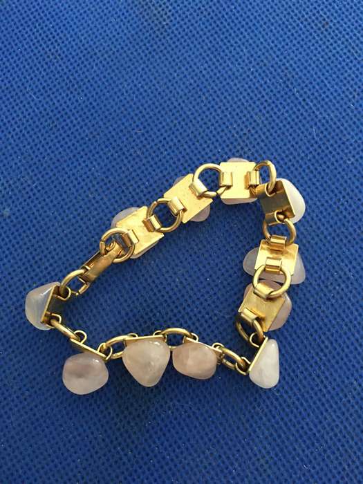 LOVELY ROSE QUARTZ BRACELET