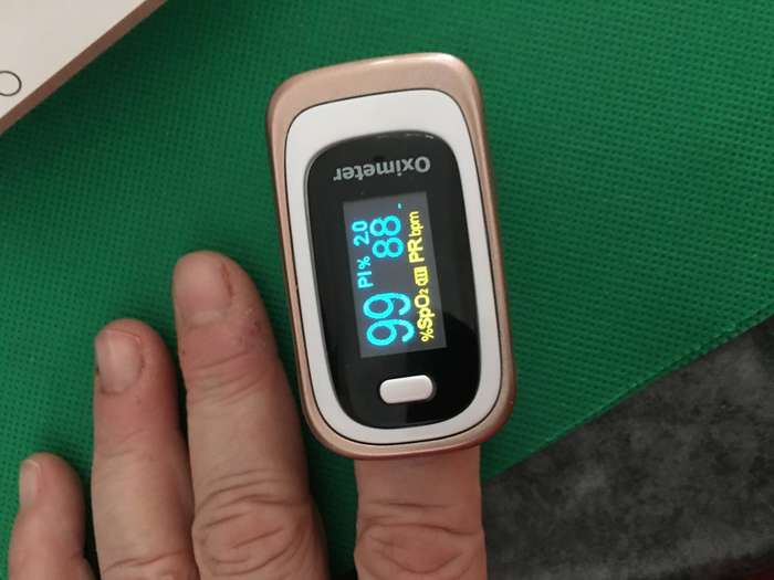 ZAC U RATE PULSE AND OXYGEN  FINGER OXYMETER  AND FREE PULSE METER 2 ITEMS
