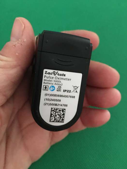 ZAC U RATE PULSE AND OXYGEN  FINGER OXYMETER  AND FREE PULSE METER 2 ITEMS