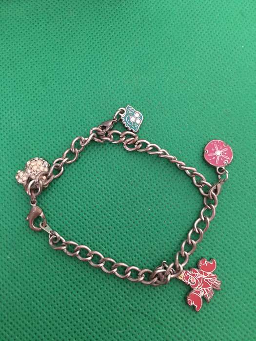 VINTAGE DISNEY CHARM BRACELET