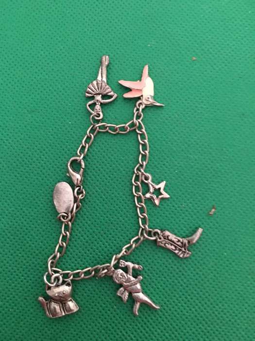VINTAGE CHARM BRACELET