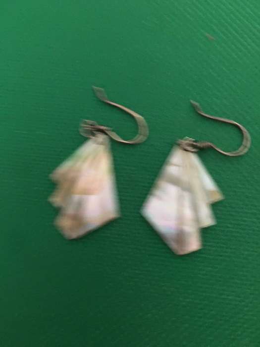 VINTAGE MOTHER OF PEARL EARRINGS
