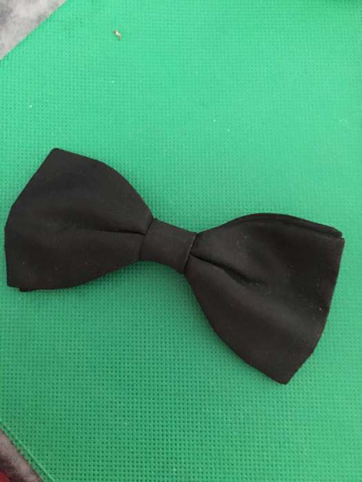 VINTAGE BOW TIE
