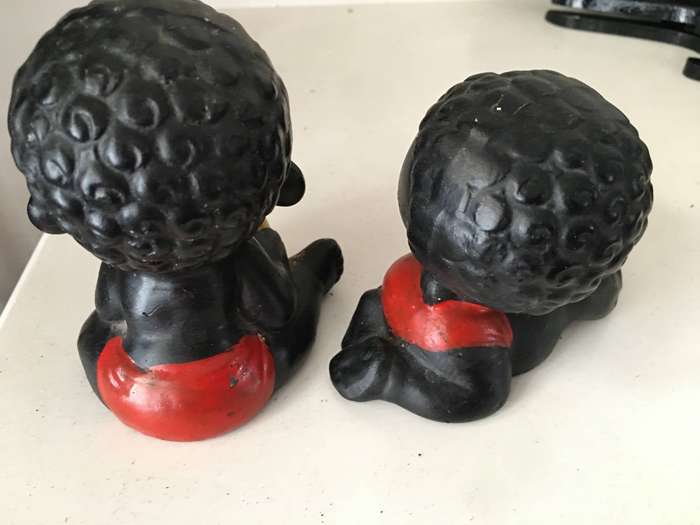 VERY RARE VINTAGE CERAMIC PAIR OF BLACK KEWPIE DOLL FIGURES