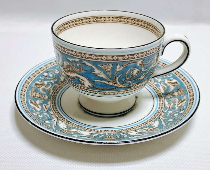 Wedgwood Florentine Turquoise Bone China Teacup & Saucer Set (W2714)