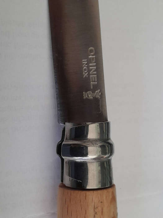 New old stock. legendary pocket knives.