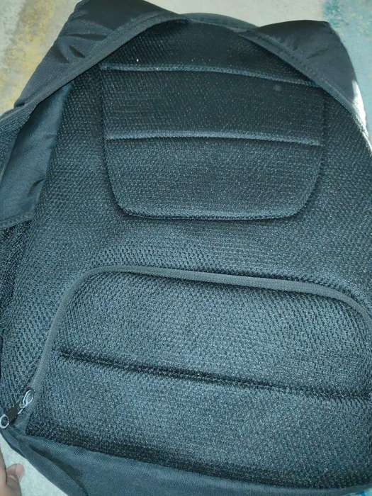 Lenovo ThinkPad Backpack |  15 - 16' Laptop Size