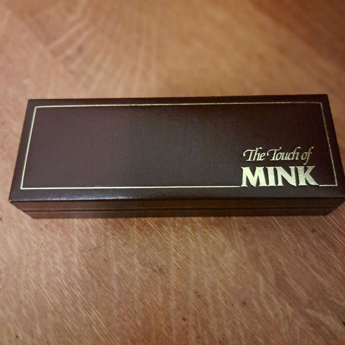 The Touch of Mink pen