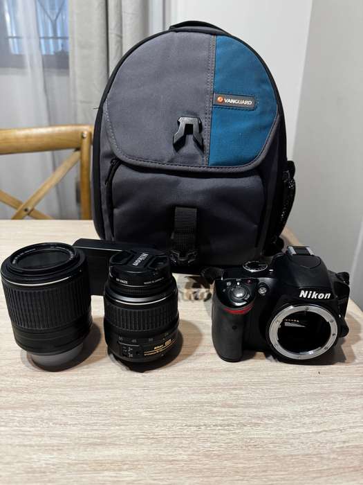 Nikon D3200 Camera Bundle with 2x Lenses and bag