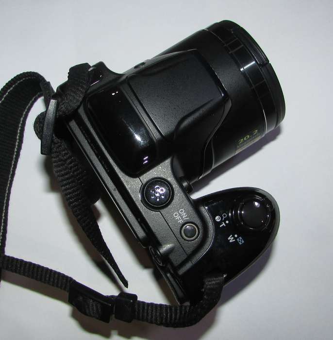 Nikon Coolpix L330 20.2MP Digital Camera with 26x Wide Optical (VR) ZoomNikon Coolpix L330 20.2MP Di