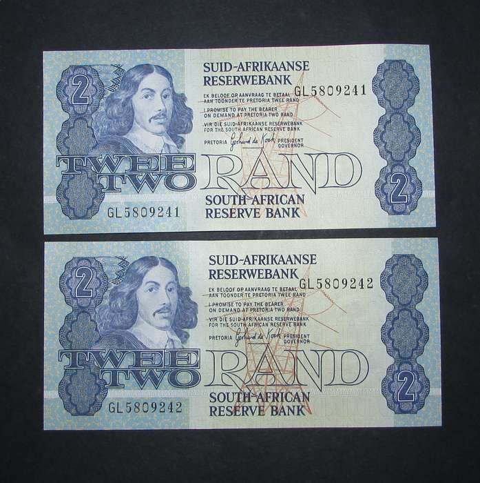 Republic of South African : Gerhard de Kock Two Rand Notes ( 2 Notes In Sequence )