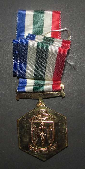Suid-Afrikaanse Noodhulpliga / The South African First Aid League Medal for 30 Years Service