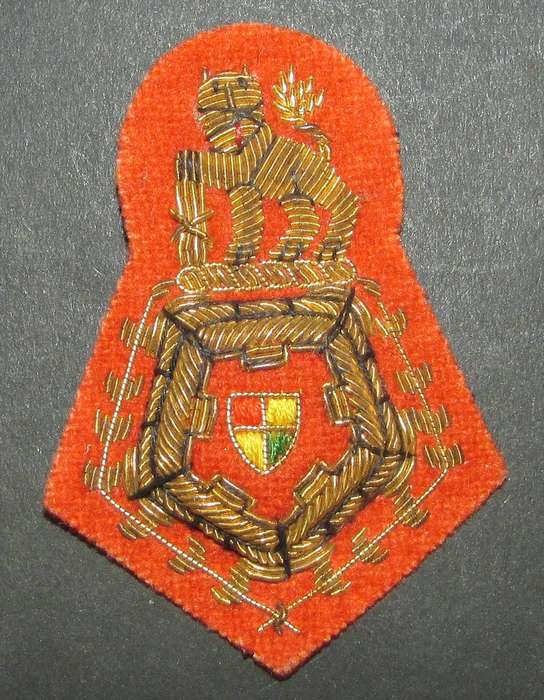 SADF - SA Army Staff Corps Cap Badge, Colonel and Brigadier