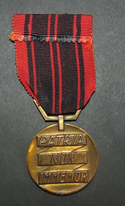 France: Resistance Medal 1940-1945 (Medaille de la Resistance)