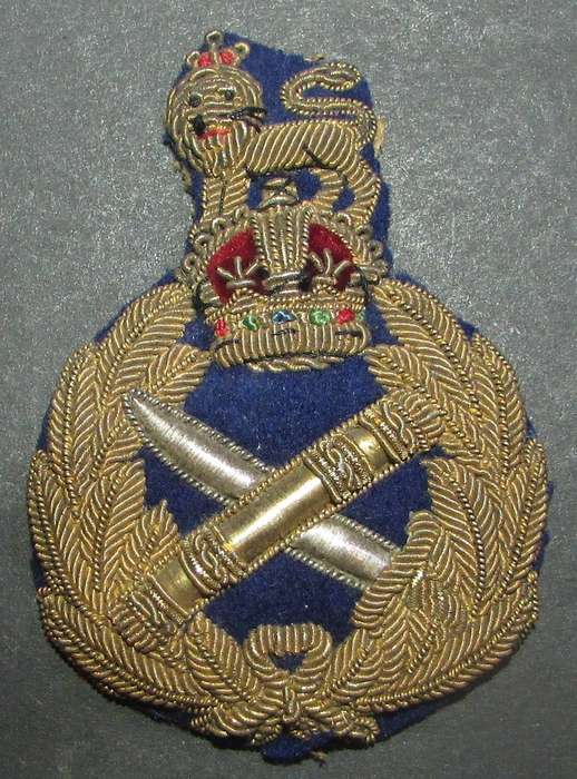 SADF - Chaplain General Cap Badge ( With Crown )