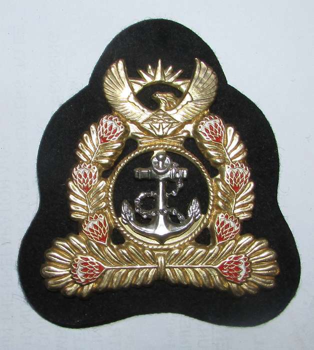SANDF - Navy Warrant Officers Cap Badge