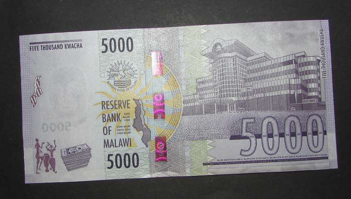 Reserve Bank of Malawi - 5000 Kwacha Notes in Sequence and UNC - Bid Per Note