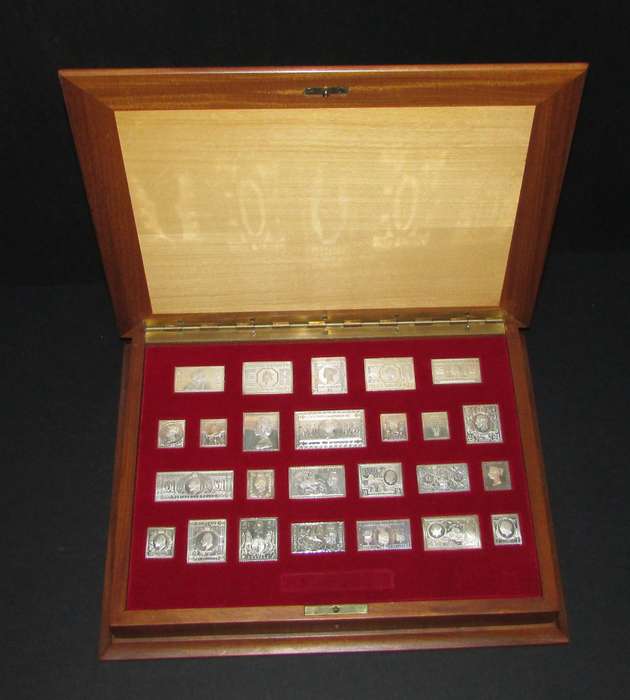 Sterling Silver Jubilee of HerMajesty Queen Elizabeth Stamp Set - Weights 464 Grams