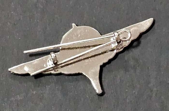 Belgium Para Commando Metal Parachute Airborne Beret Badge