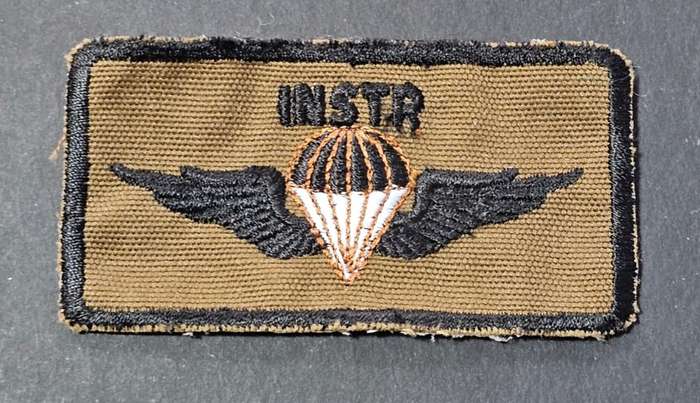 SADF - South West Africa Territorial Forces ( SWATF ) Instructor Parachute Wing