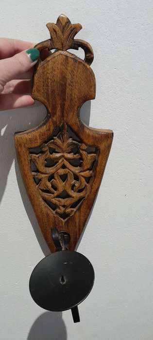 Wooden wall sconce candle holders set