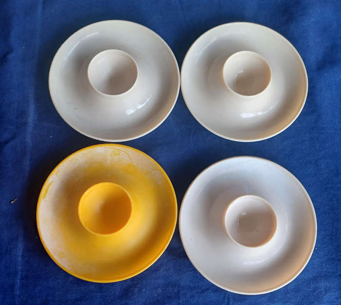 4 x Vintage egg cup holders