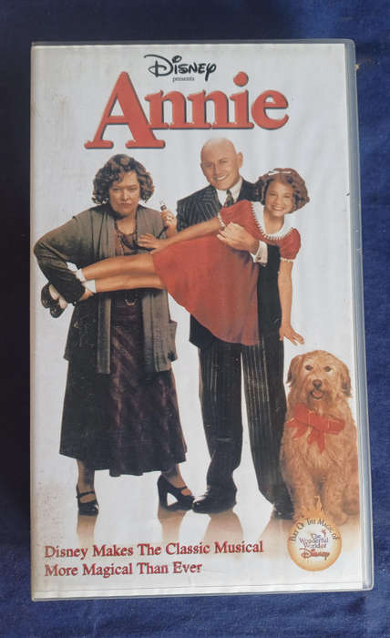 Annie vhs