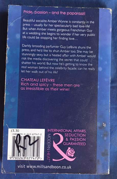 Champagne with a celebrity by Kate Hardy (Mills & Boon)