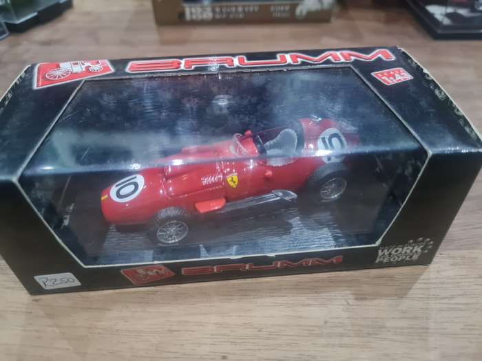 1/43 scale Brumm Ferrari