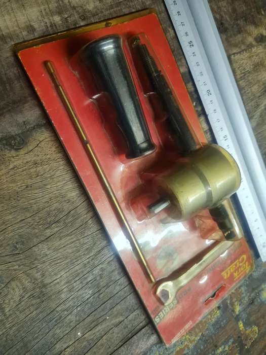TORK CRAFT METAL SHEET CUTTER