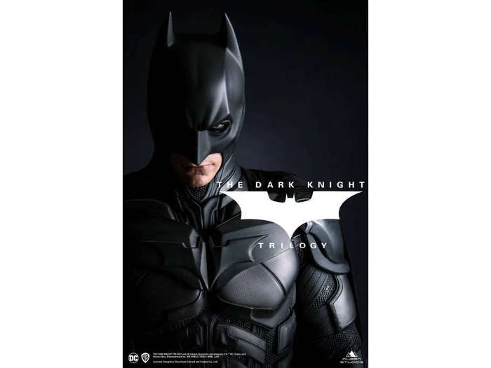 The Dark Knight Batman 1/3 Scale Statue (Premium Edition) BY QUEEN STUDIOS - BRAND DC COMICS  MINT