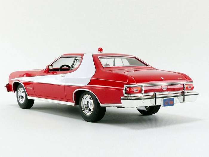 Greenlight Collectibles  LIMITED EDITION Ford Gran Torino Starsky And Hutch 1976  1: 18 Scale