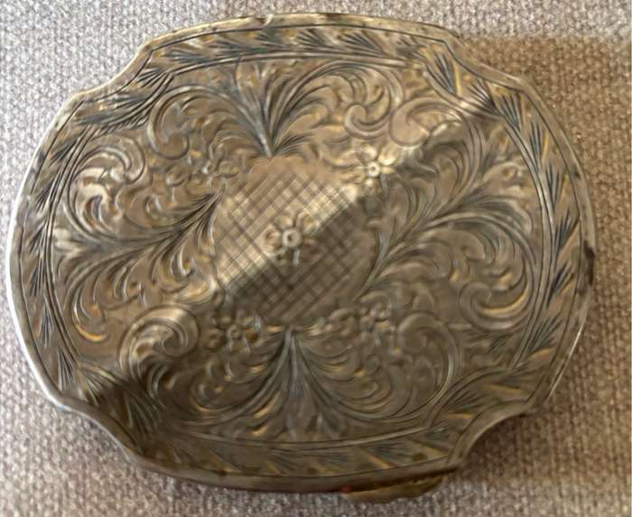 VINTAGE ENAMEL ENGRAVED SILVER COMPACT