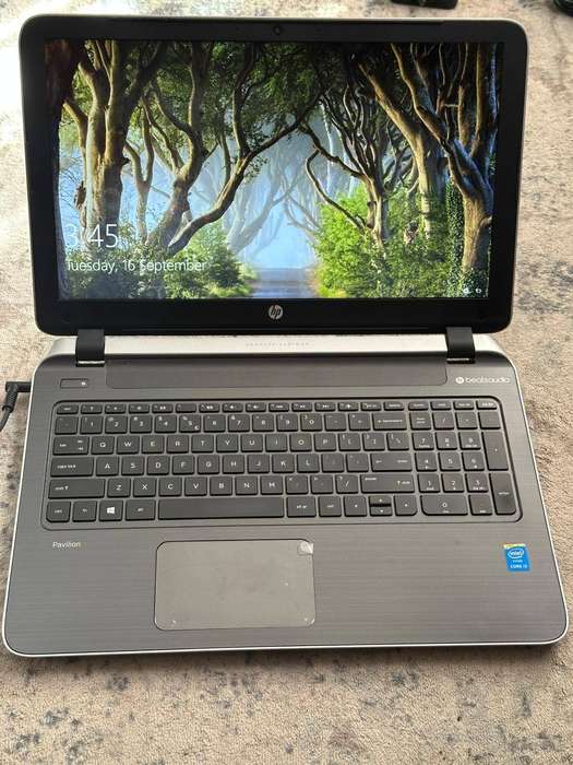 HP PAVILION 15 | INTEL CORE i3-4030U | 6GB RAM | 1TB SSHD | 15.6 FHD | WIN10