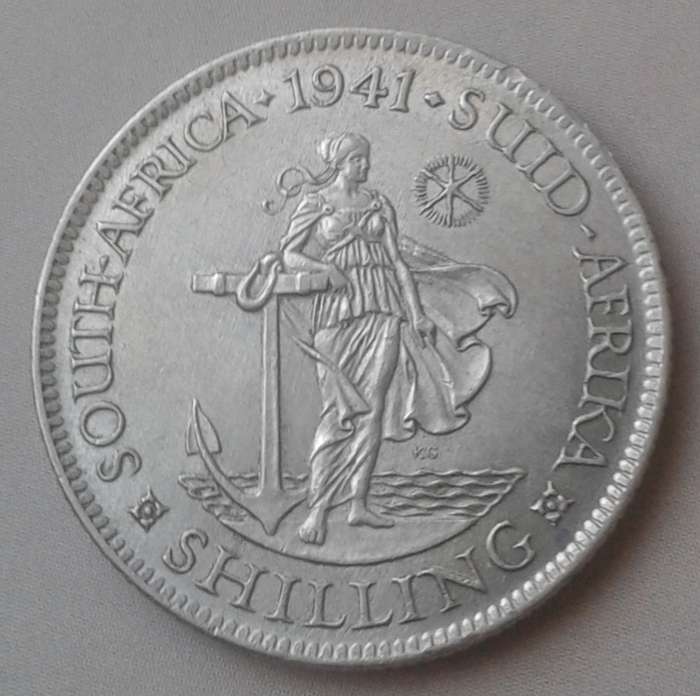 Nice 1941 Union silver shilling in XF