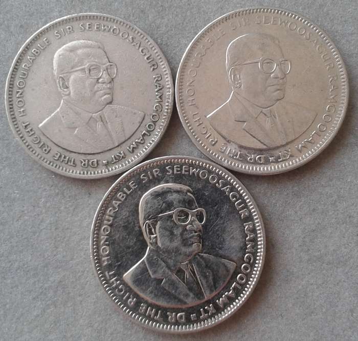 Lot of x3 Mauritius one rupee coins