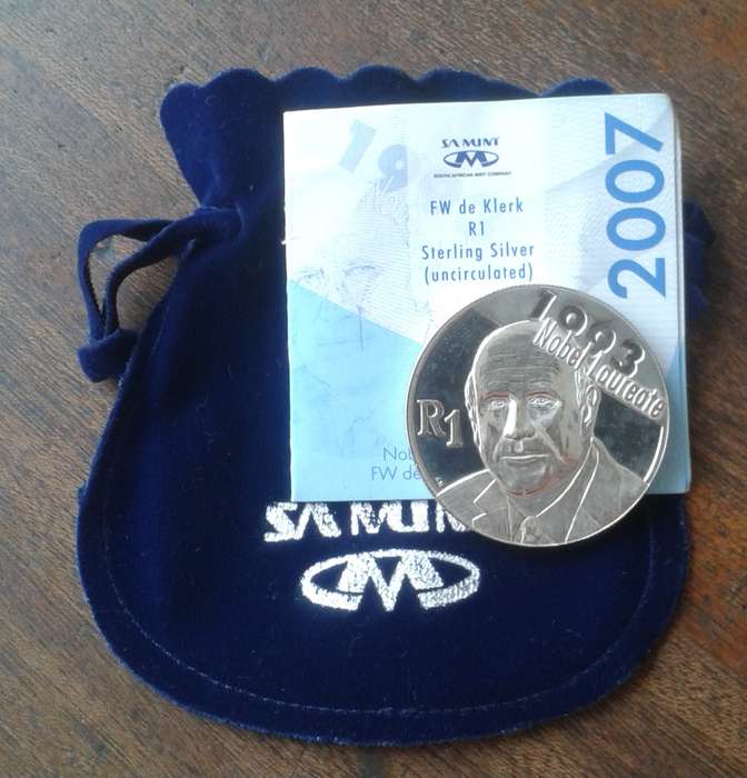 2007 de Klerk uncirculated silver R1 in bag with certificate (mintage: 882)
