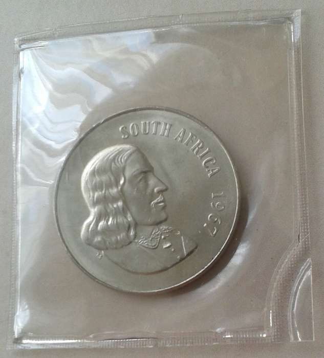 1967 English uncirculated nickel 50c (low mintage)