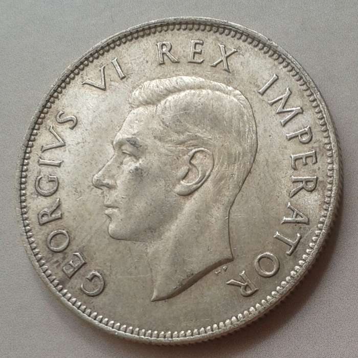1941 Union silver 2 1/2 Shillings in XF