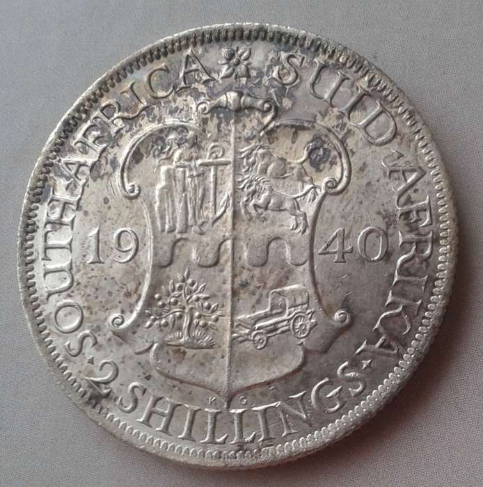 1940 Union silver 2 Shillings with uncirculated details